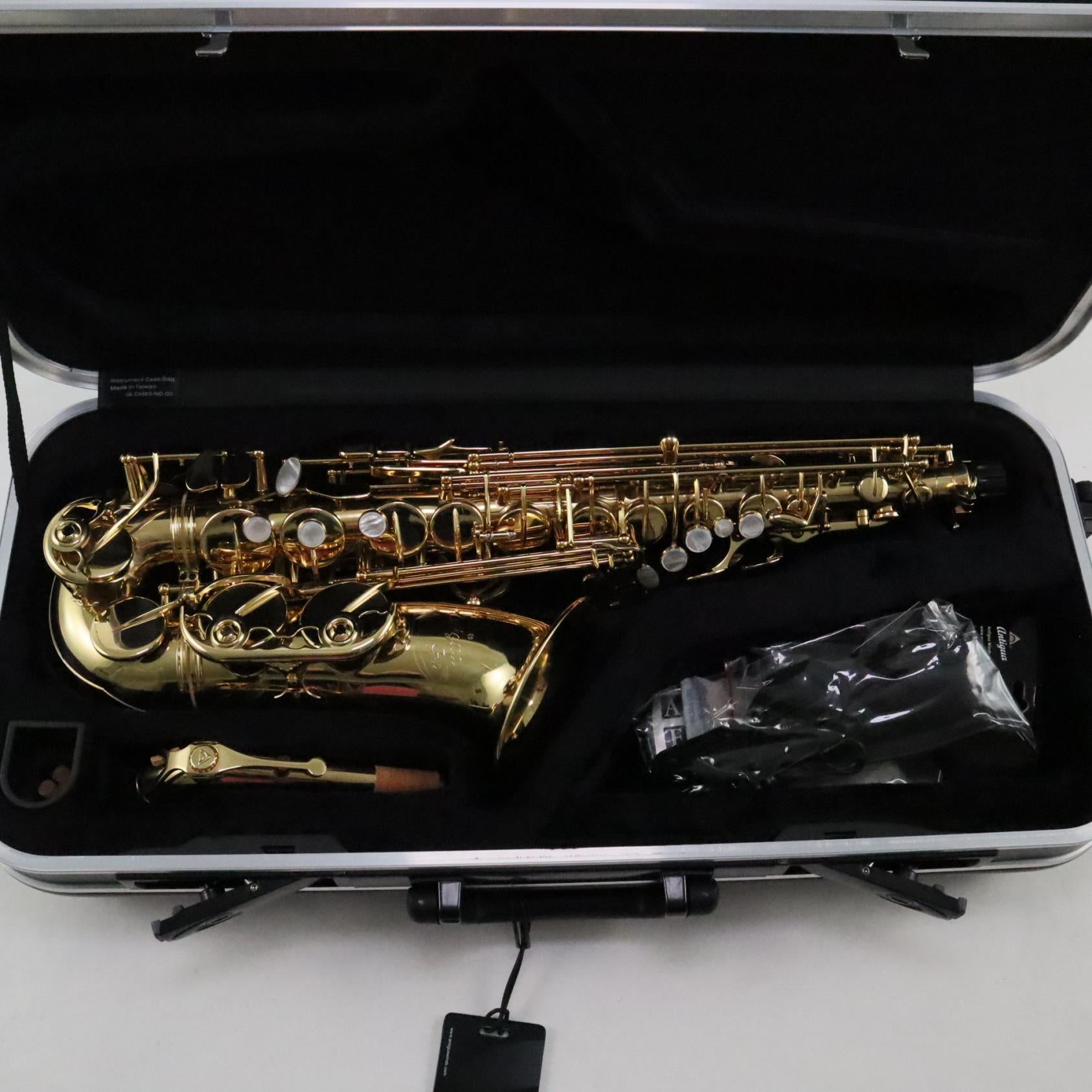 Antigua Winds Model AS4260LQ 'G42' Professional Alto Saxophone in Classic  Lacquer