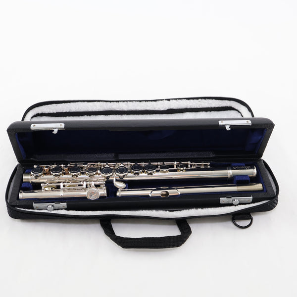 Armstrong Model FL650E Student Flute SN AS19918017 EXCELLENT