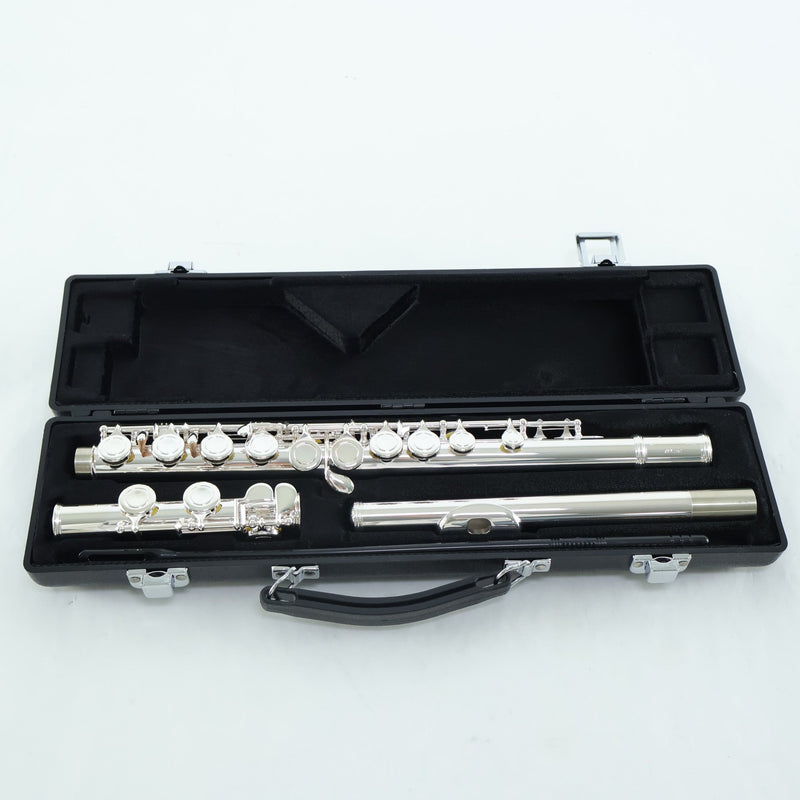 Armstrong Model AFL201 Beginner Flute SN A3124212 OPEN BOX- for sale at BrassAndWinds.com