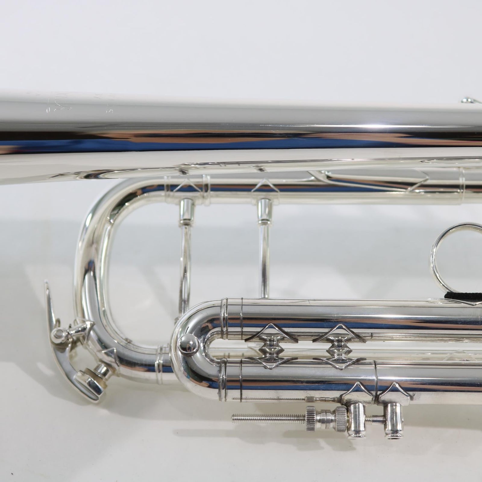 Bach Model 180S37 Stradivarius Professional Bb Trumpet OPEN BOX