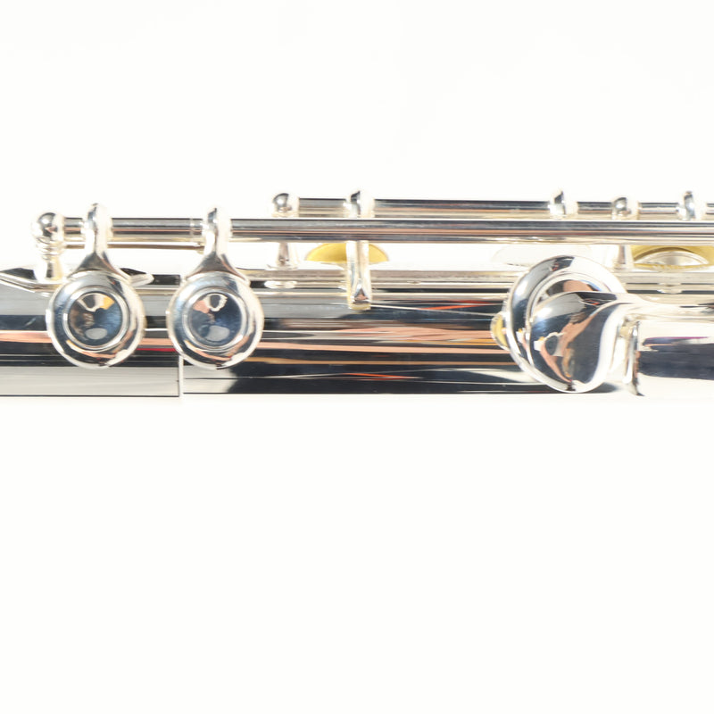 Jupiter Model JFL700WRE Waveline Flute For Shorter Arms MINT CONDITION- for sale at BrassAndWinds.com