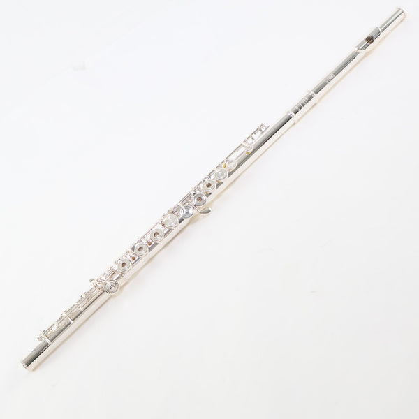 William S. Haynes Model AF580-BO 'Amadeus' Flute SN B2302467 OPEN BOX- for sale at BrassAndWinds.com